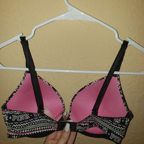 Victoria secret pink push up bra - Picture 2 of 5